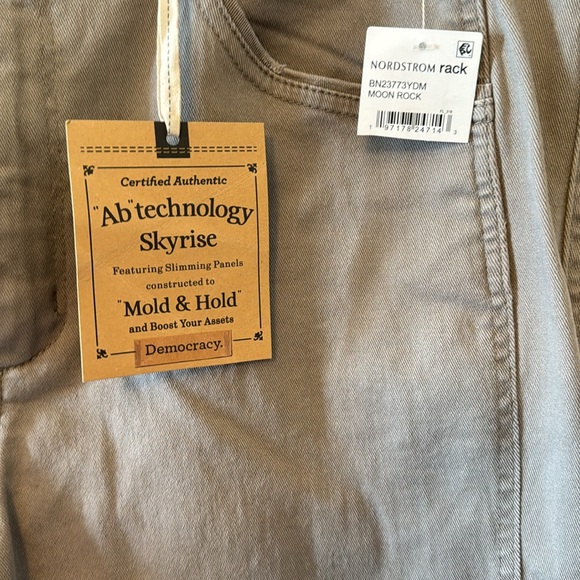 NWT Democracy Ab”Technology” sky-rise khaki jeans size 16W - Picture 2 of 7